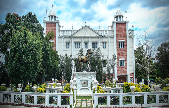 Manchester International School