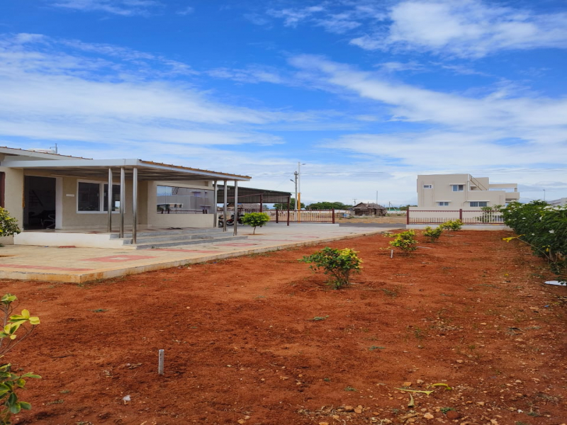 Green Field Coral Residency