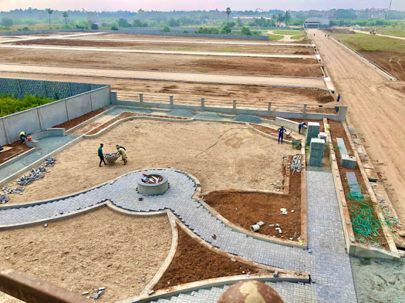 Green Field Opal Garden