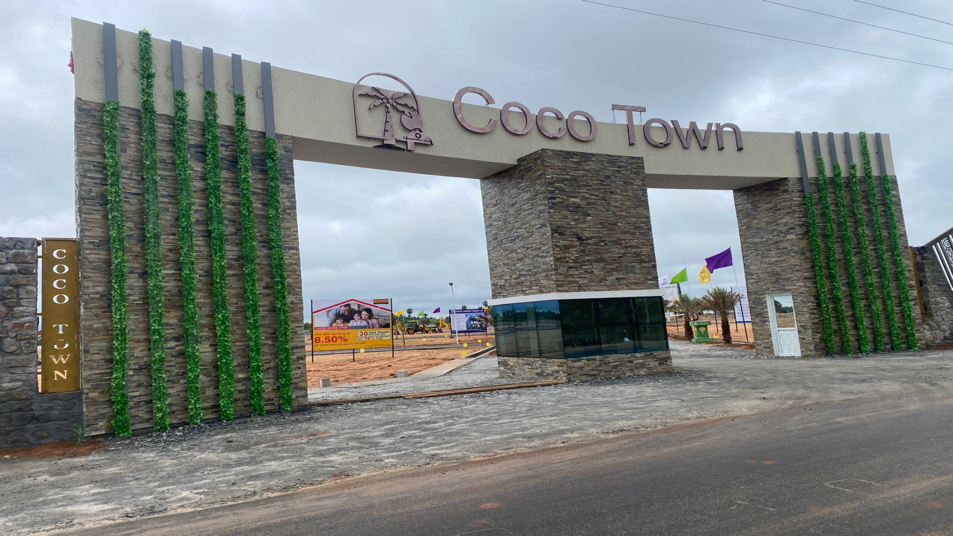 Navaratna Coco Town
