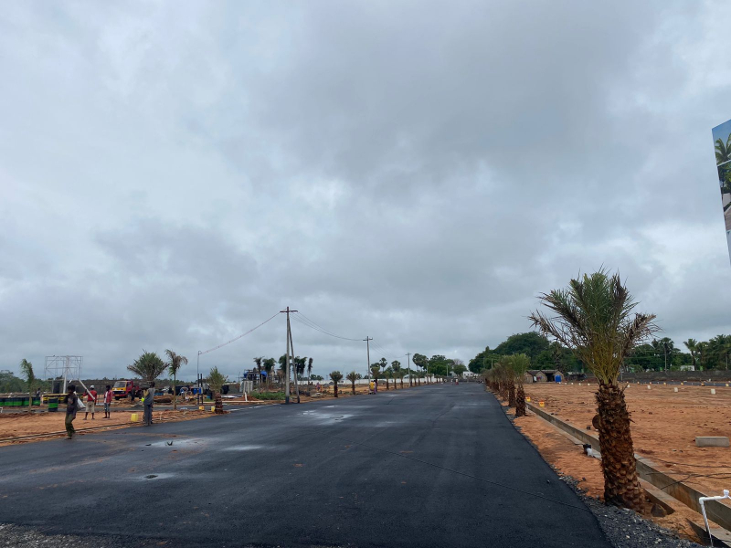 Navaratna Coco Town