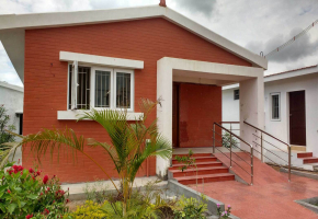 2 BHK House for sale in Kinathukadavu