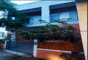 4 BHK House for sale in Maniyakarampalayam