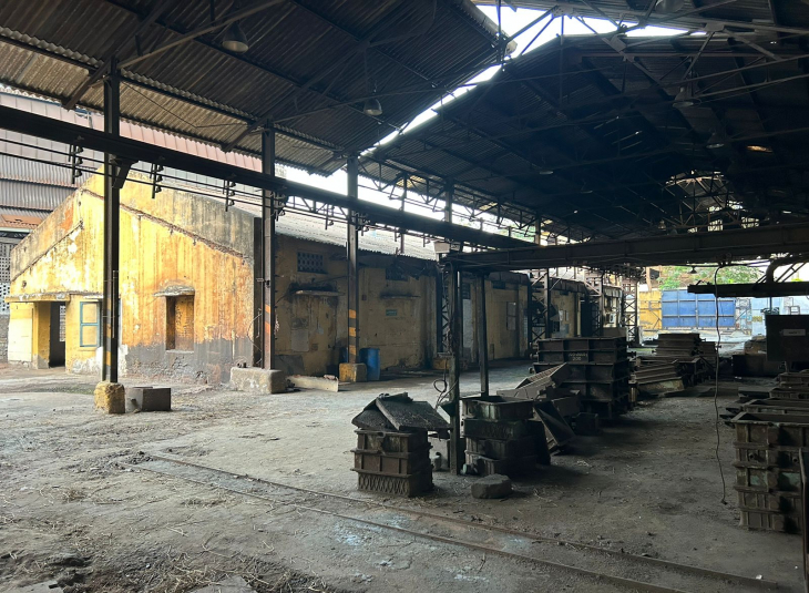 20000 Sq.Ft,  Warehouse