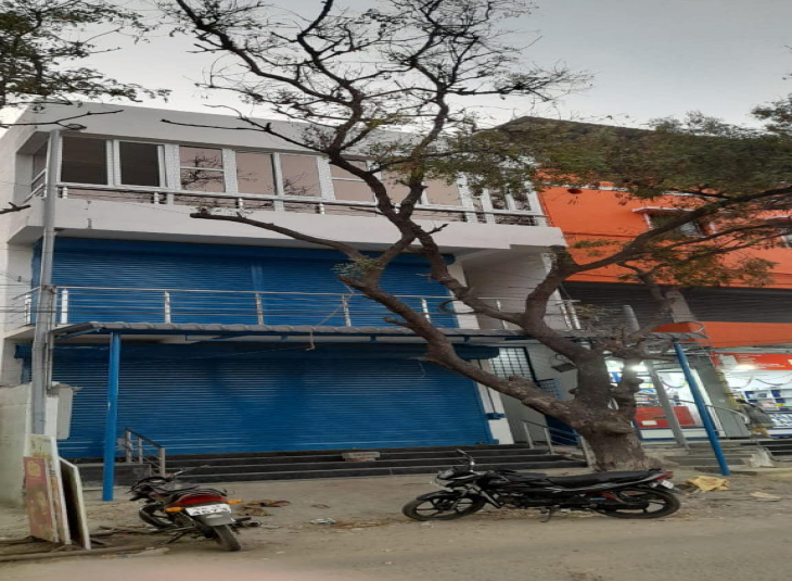 700 Sqft, Commercial Shops in Peelamedu