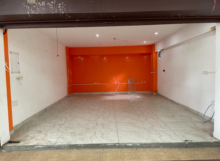 500 Sqft, Retail Showroom / Shop in R S Puram