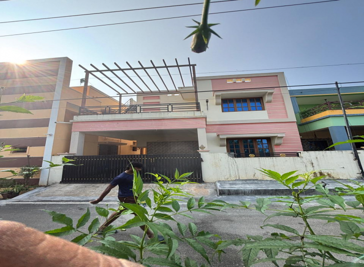 2500 Sq.Ft, 3 BHK Independent House / Villa