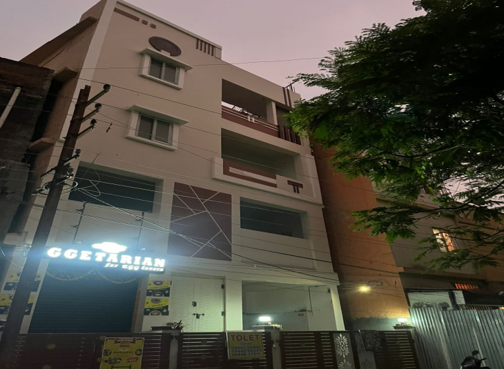 1200 Sq.Ft,  Commercial Shops