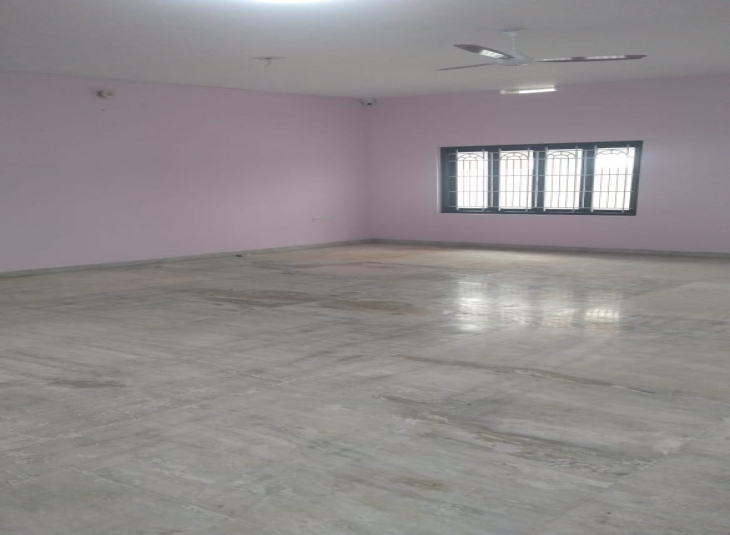 2200 Sq.Ft,  Commercial Office / Space